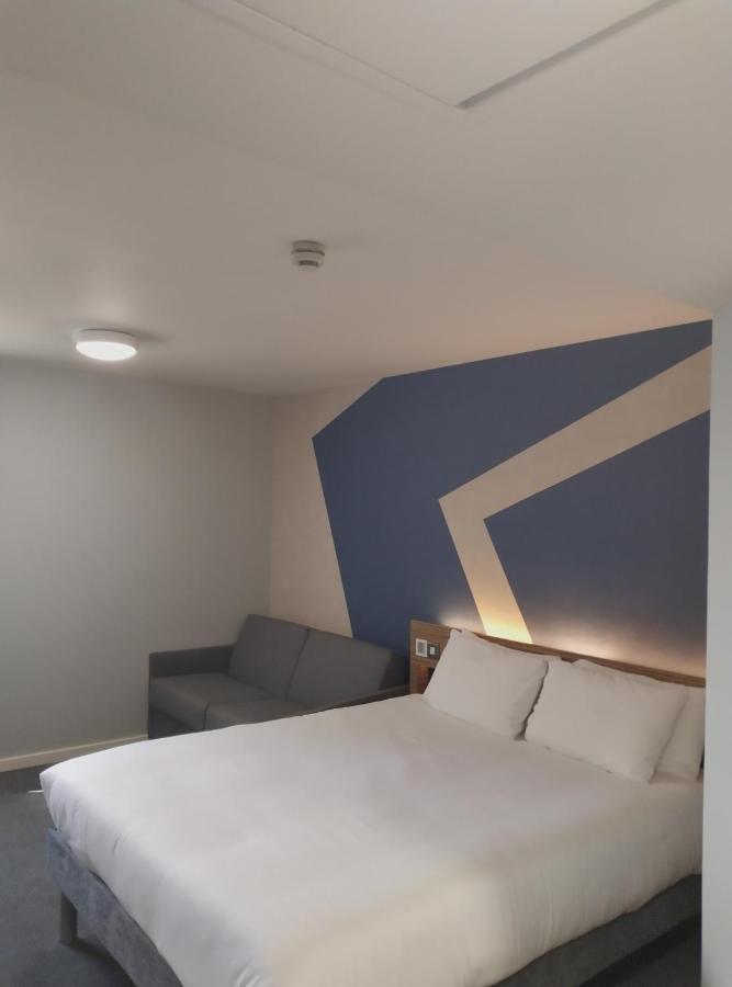 Ibis Budget London Heathrow Central Hounslow Eksteriør bilde