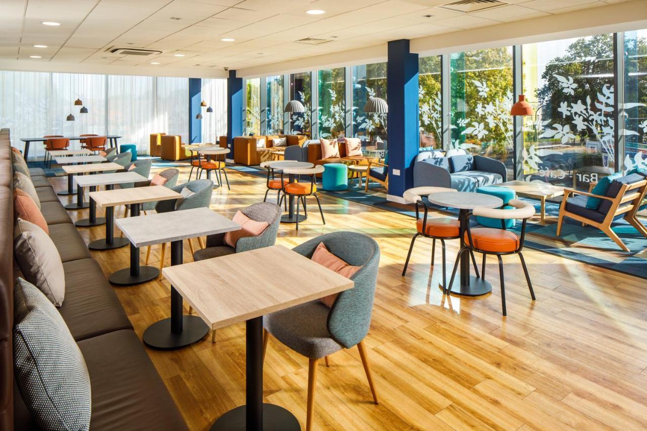 Ibis Budget London Heathrow Central Hounslow Eksteriør bilde
