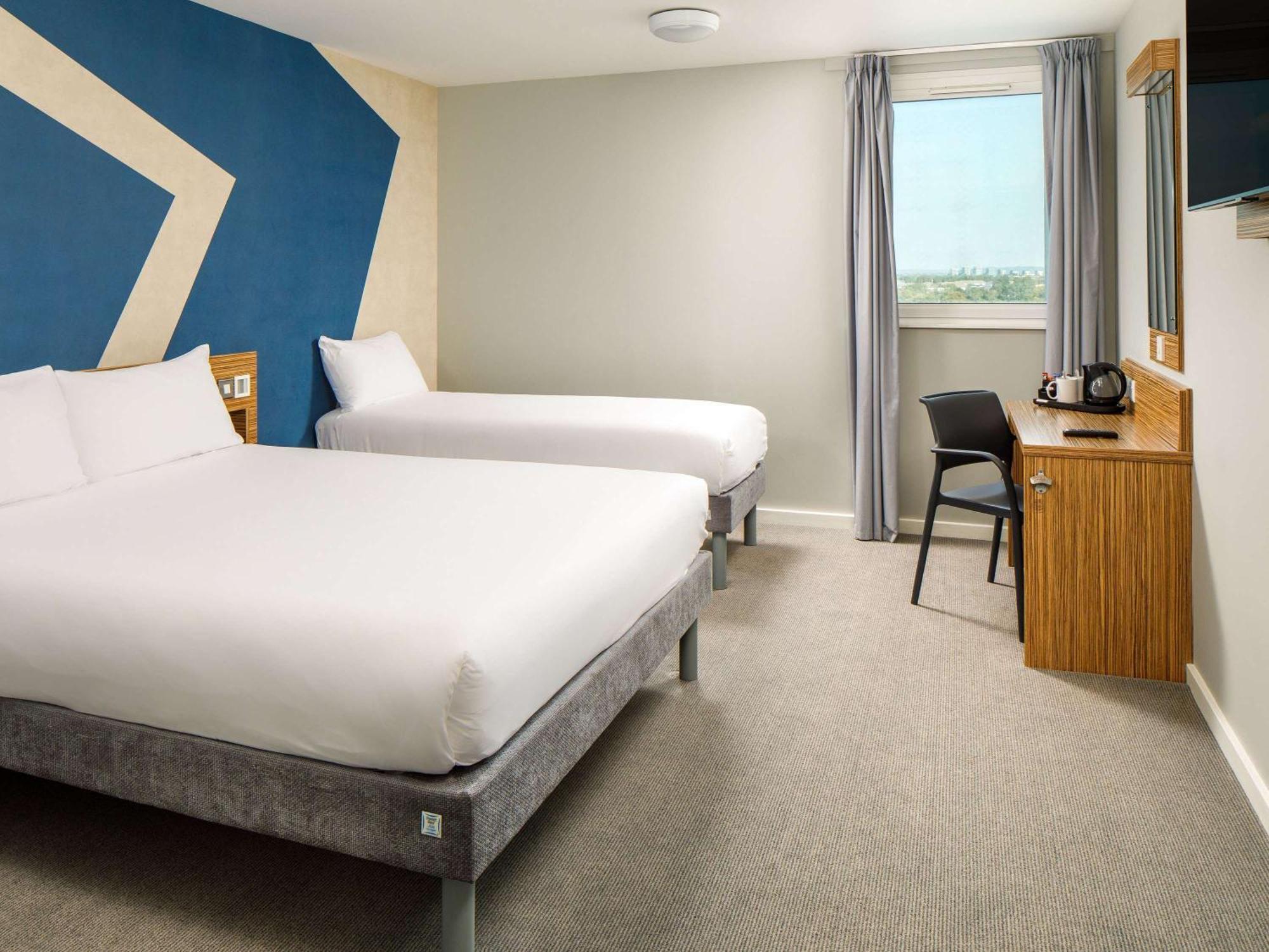 Ibis Budget London Heathrow Central Hounslow Eksteriør bilde