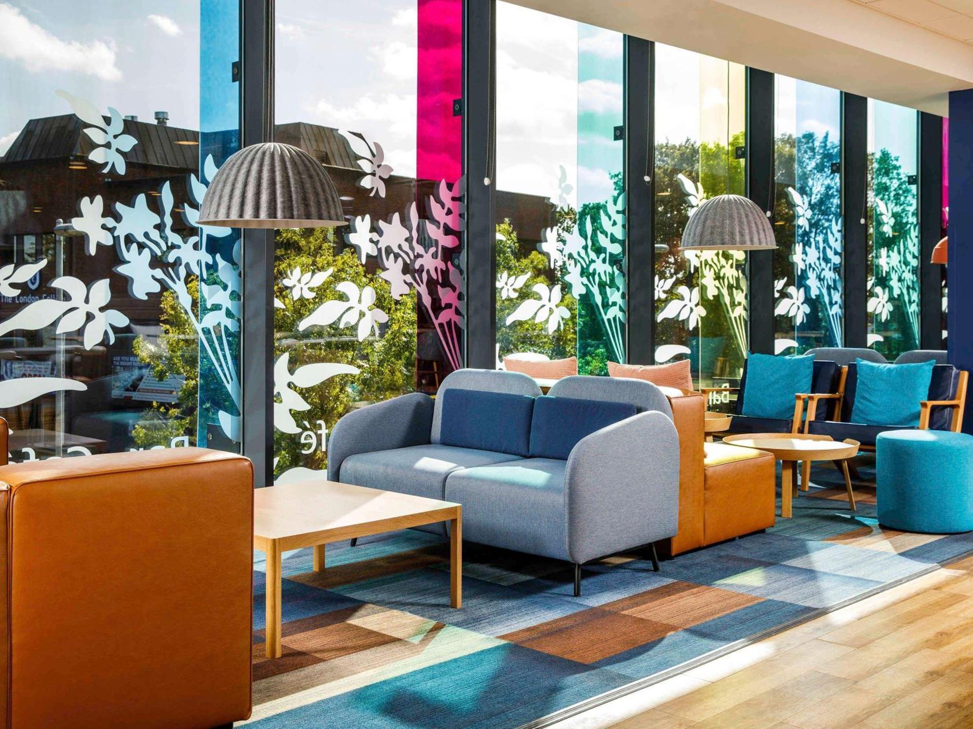 Ibis Budget London Heathrow Central Hounslow Eksteriør bilde