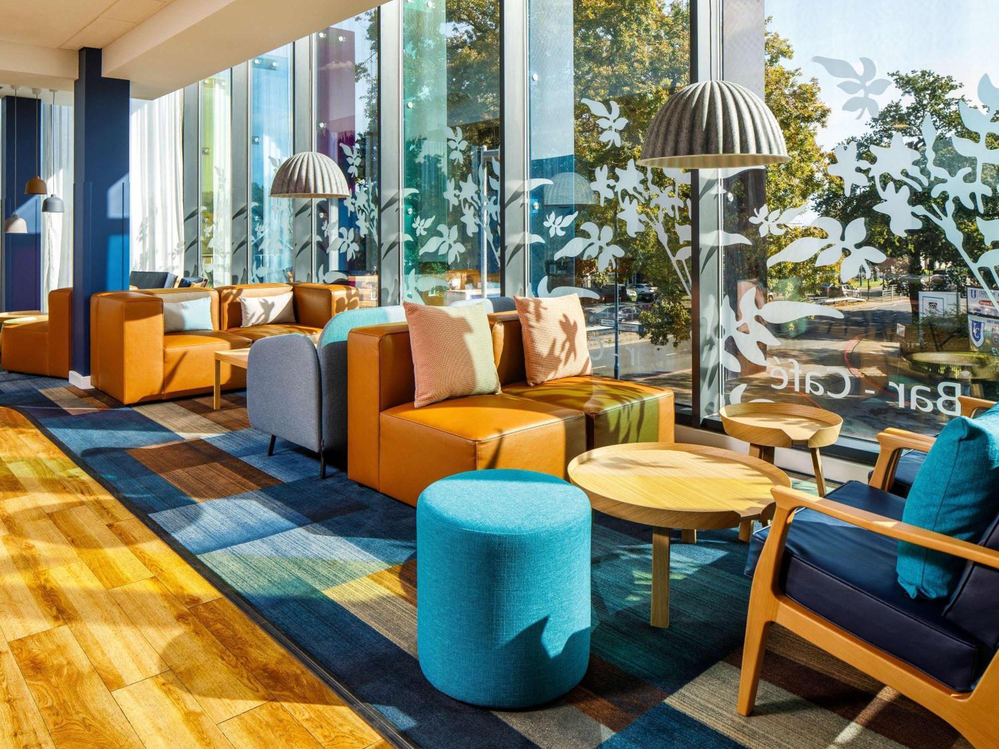 Ibis Budget London Heathrow Central Hounslow Eksteriør bilde